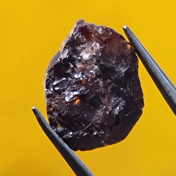 Garnet ( Almandine) \ Shigar Valley \ Pakistan Natural Specimen Gemstone Crystal - Picture 5 of 8